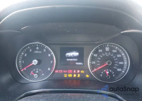 2021 Kia Forte Lxs z USA, uszkodzony, nr VIN 3KPF24AD9ME269219